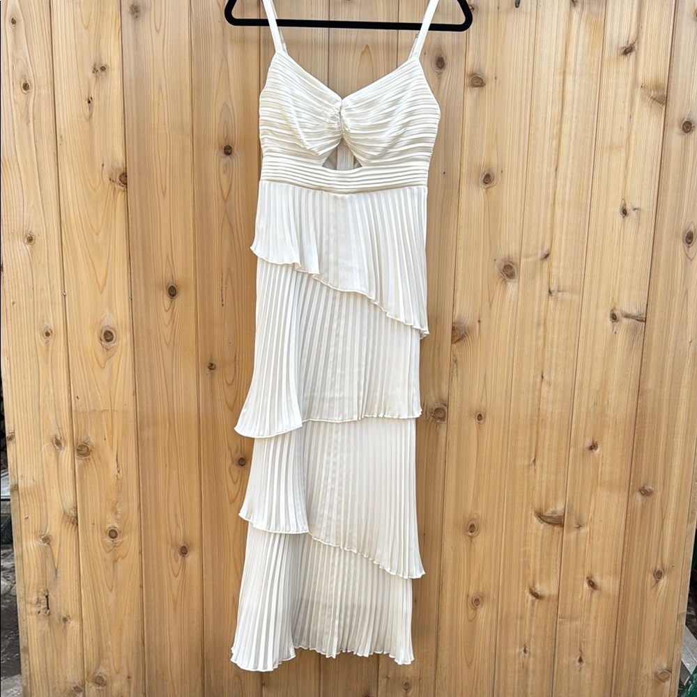 Abercrombie & Fitch Cream Pleated Dress Small Petite